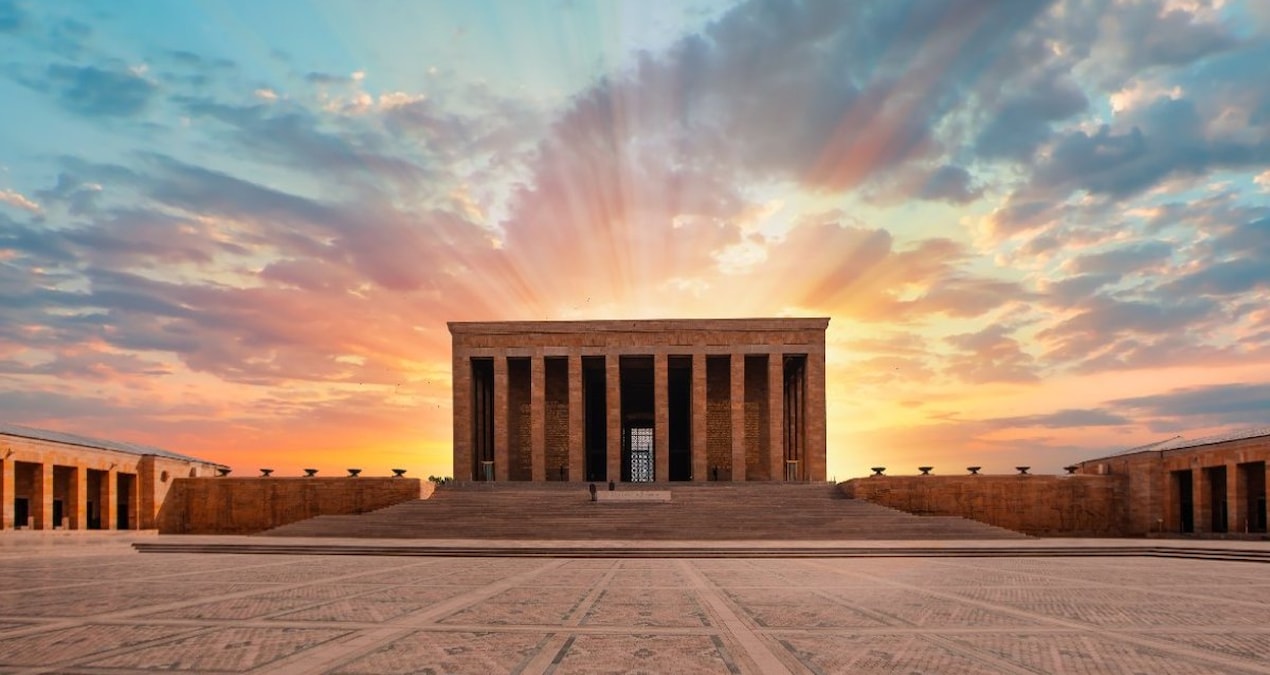 10 Kasım resmi tatil mi, 10 Kasım Atatürk’ü Anma Günü hangi güne denk geliyor?