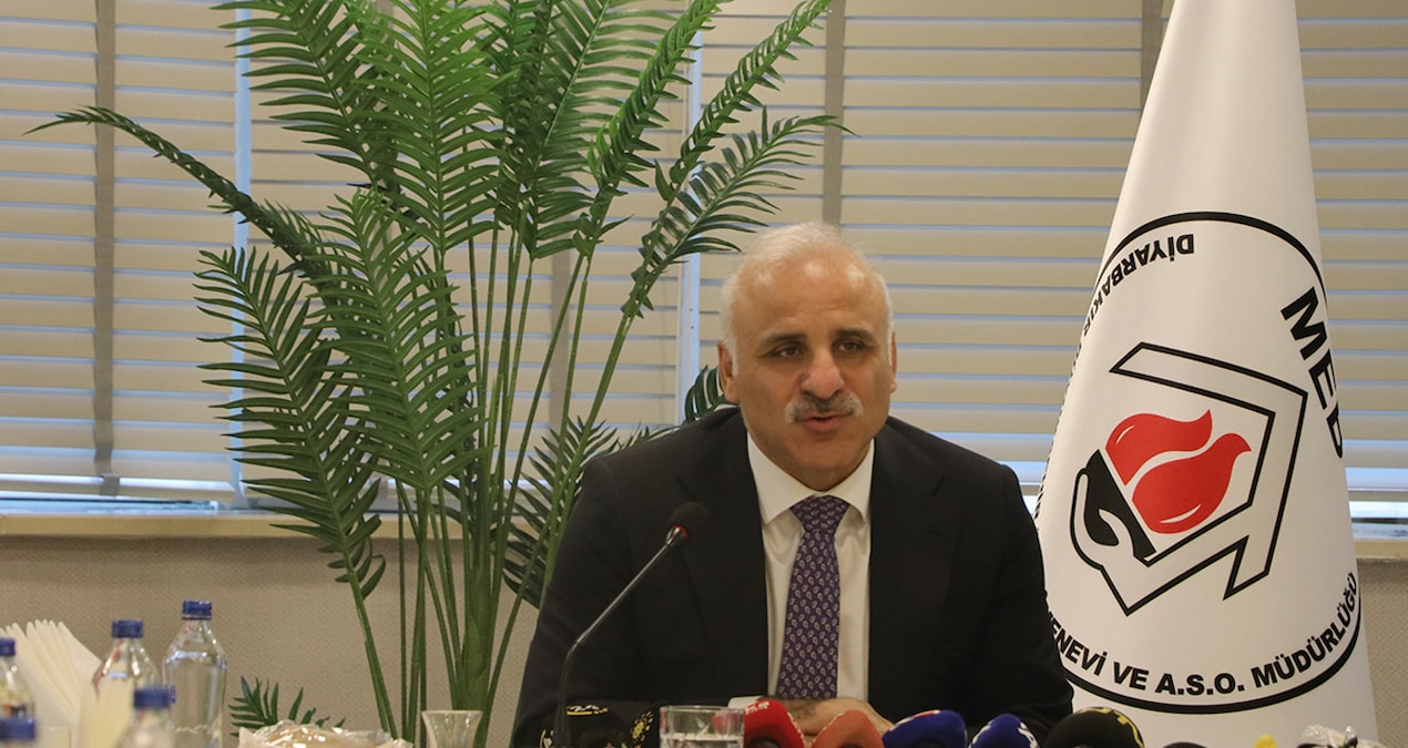 Diyarbakır Valisi: DEM Parti’nin mitingini önemli tehdit ve risk oluşturacağı gerekçesiyle yasakladık