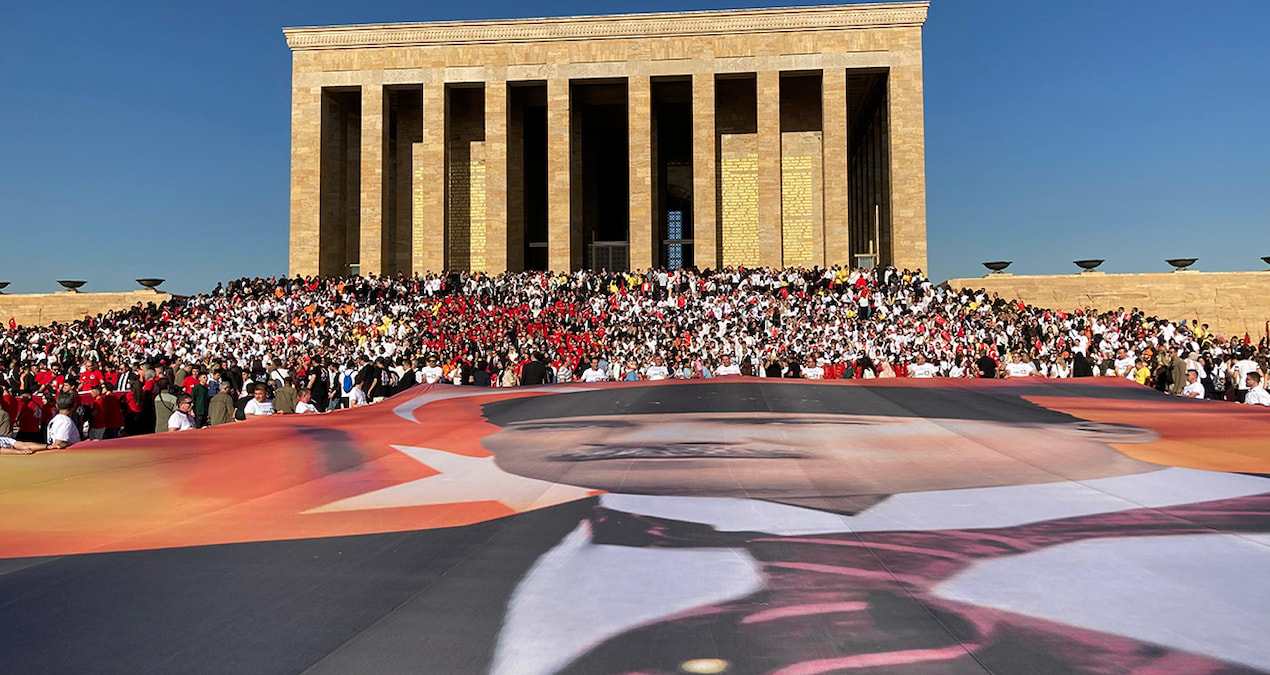 LÖSEV’den Anıtkabir’e ziyaret