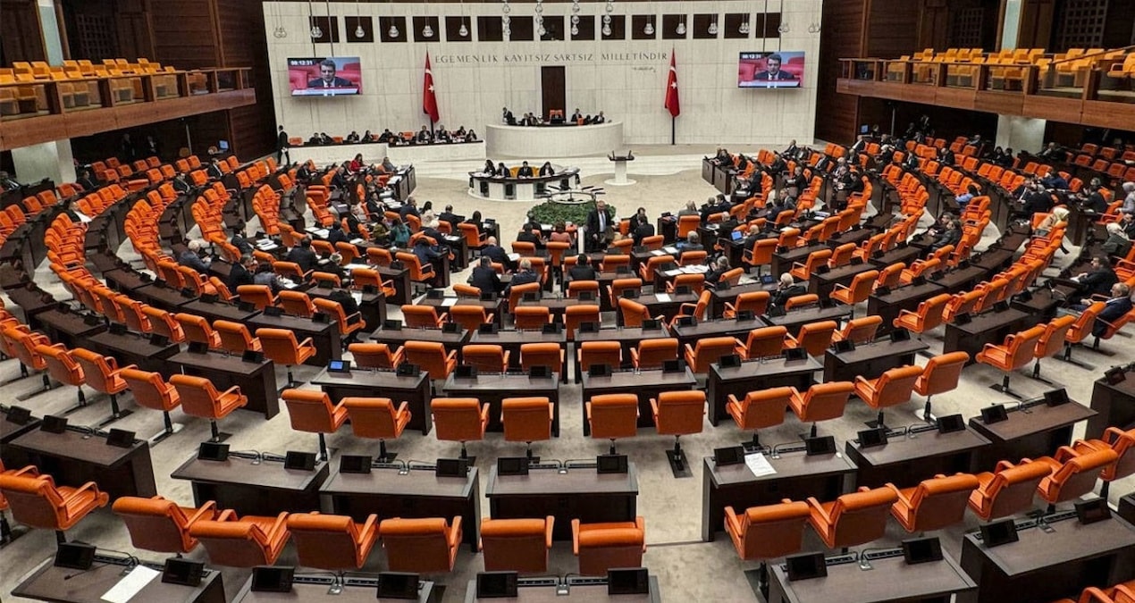TBMM emekçi alımı müracaatları başladı: Bakıcı, kebapçı, garson, boyacı, çilingir… İşte müracaat şartları!