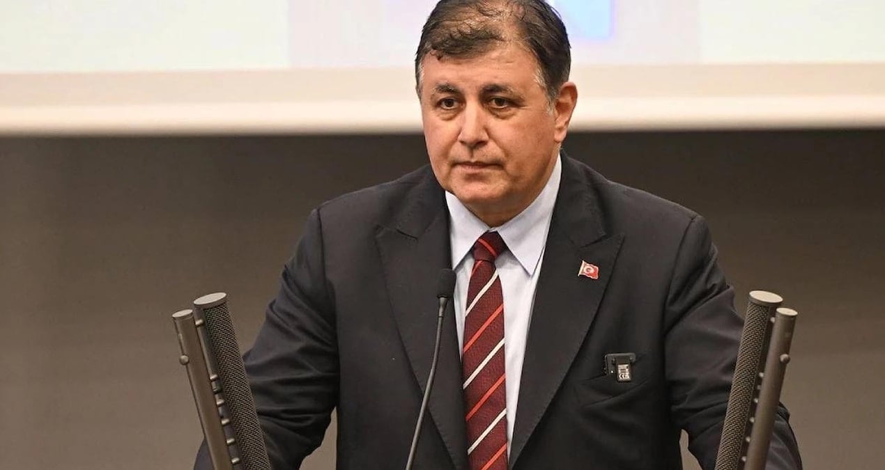 Cemil Tugay AKP’ye mi geçiyor? Şahsen açıkladı