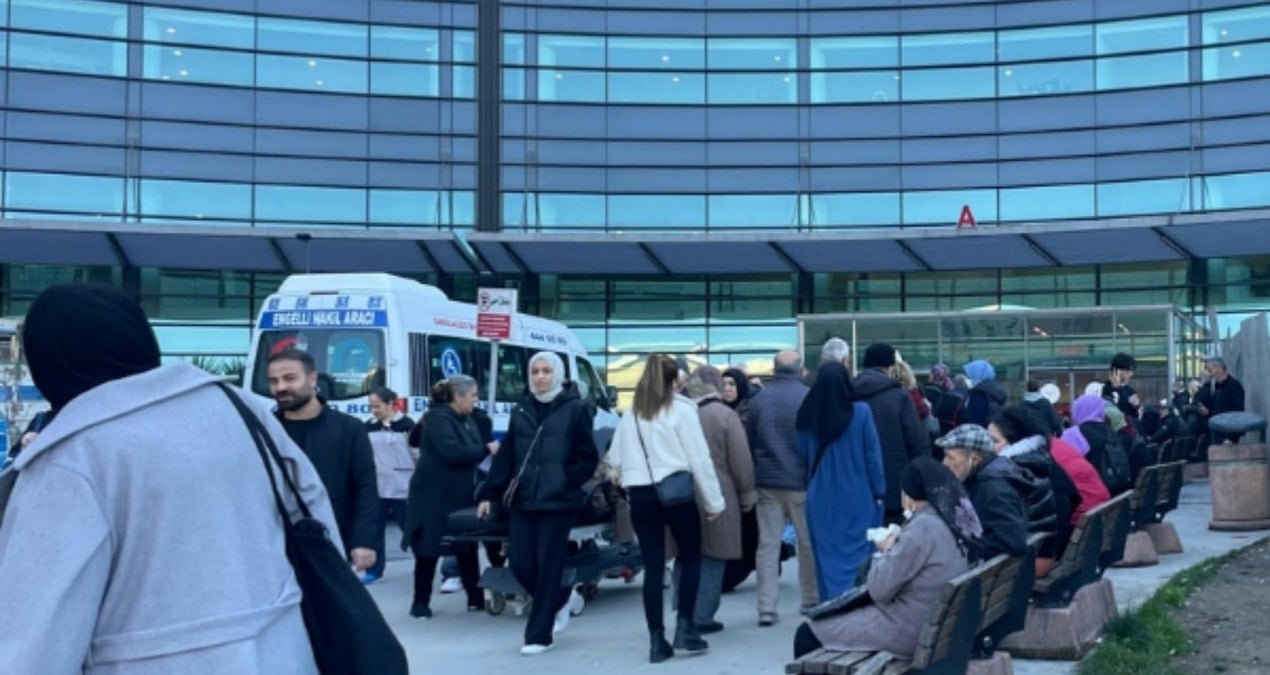 Randevu en erken 15 gün hastalar ölür mü kalır mı?