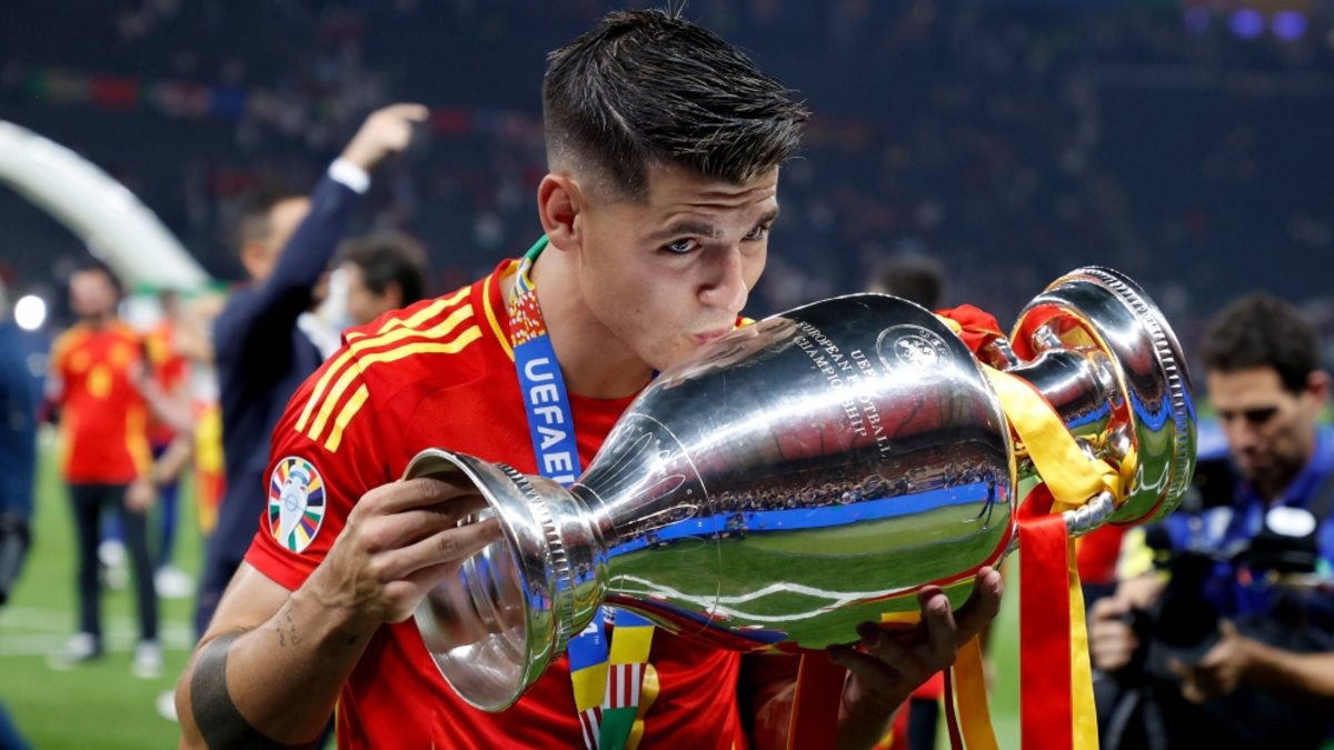 ALVARO MORATA KİMDİR? Kaç yaşında, nereli, pozisyonu ne, hangi takımlarda oynadı? Kariyeri…