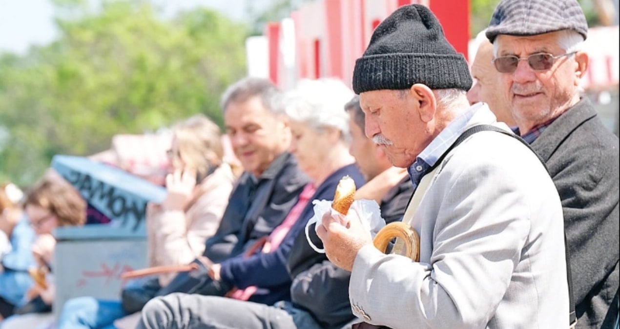 Emekliye sadaka benzeri zam planı