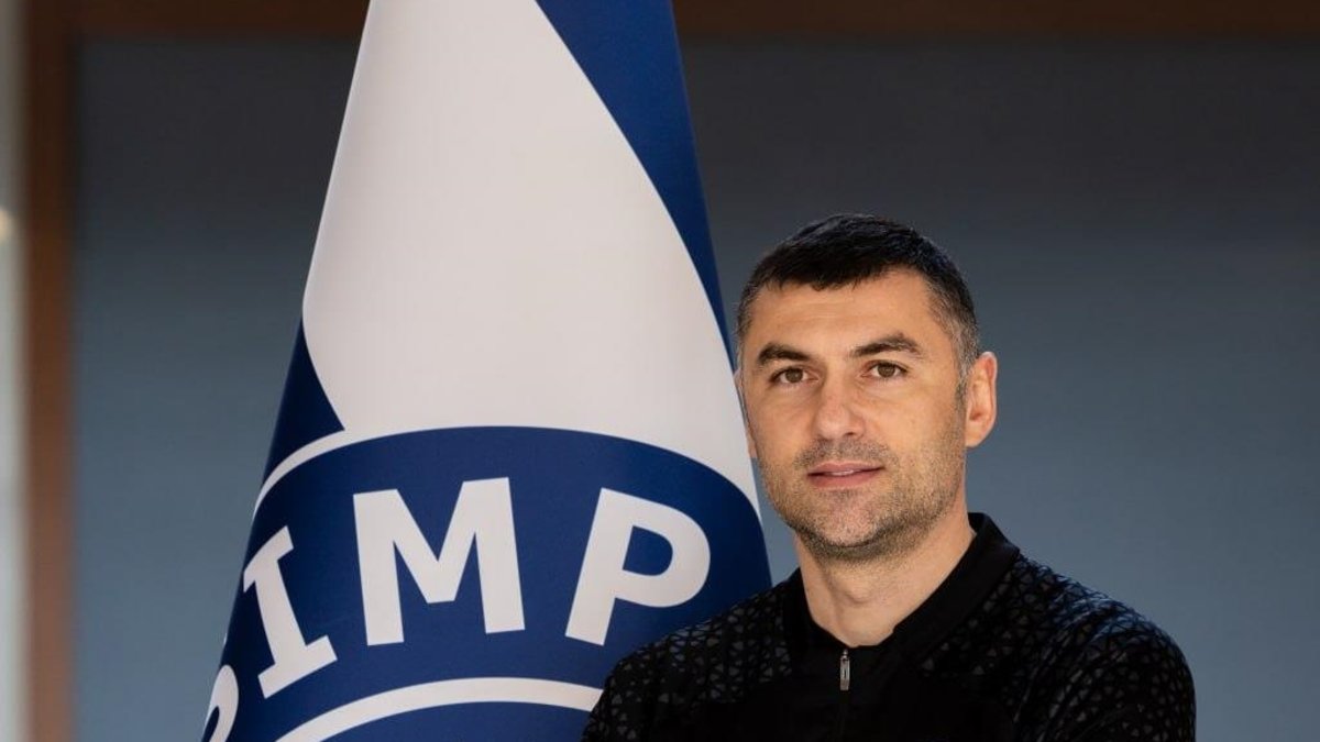 Kasımpaşa Burak Yılmaz’ı teknik direktörlük görevine getirdi