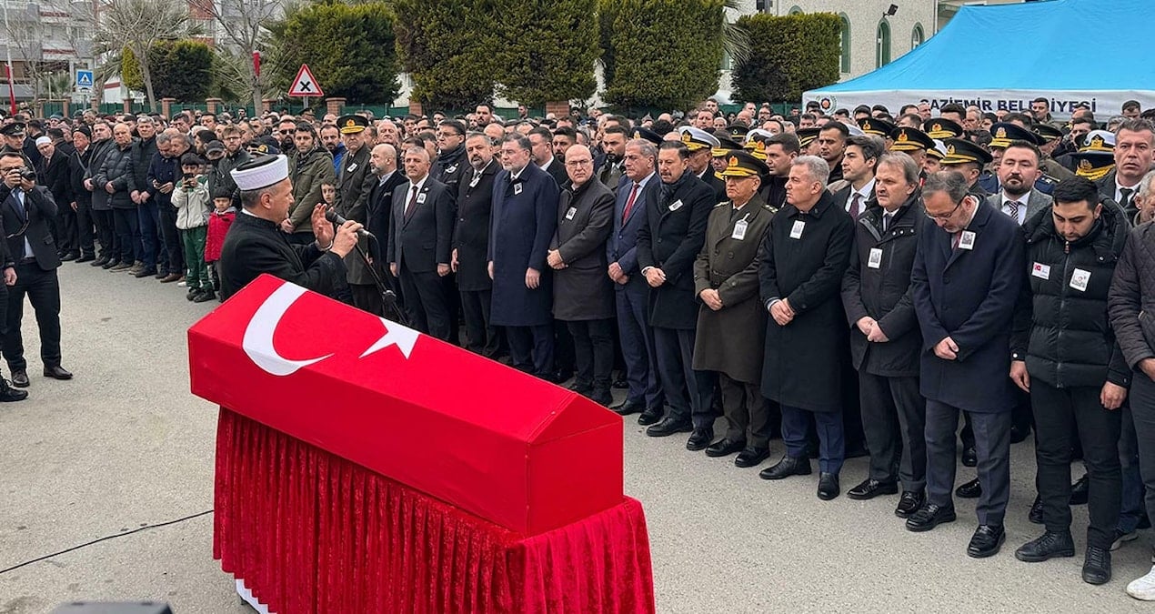 Şehit Uzman Çavuş Osman Oktay son seyahatine uğurlandı