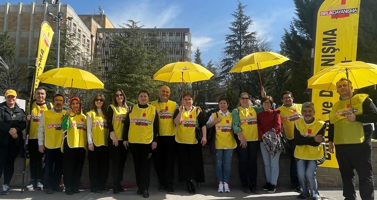 Aile Sağlığı Merkezi çalışanları Tıp Bayramı’nda iş bıraktı