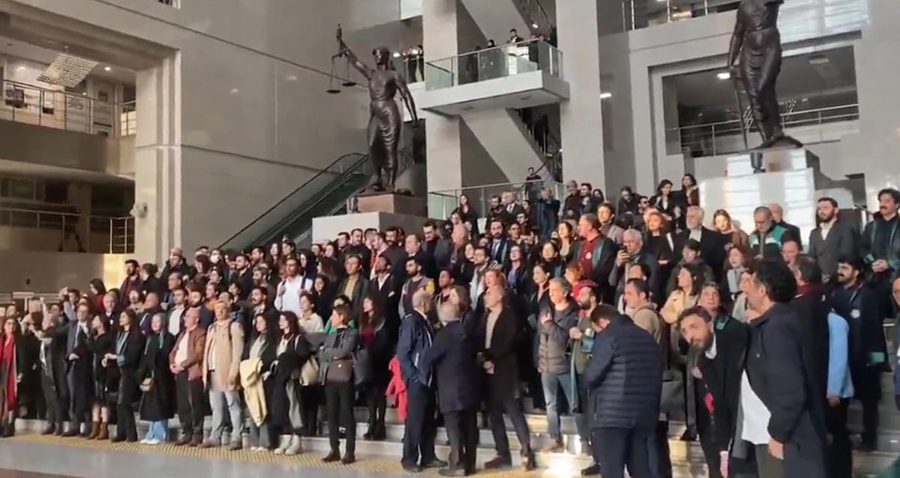 İstanbul Barosu’nun görevden el çektirilmesi davasında gerginlik