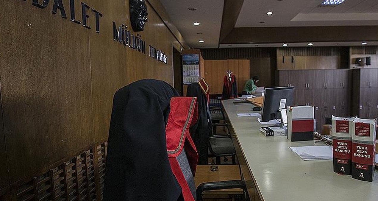 Tacizci müdürün geleceği dikkate alındı, cezası düşürüldü