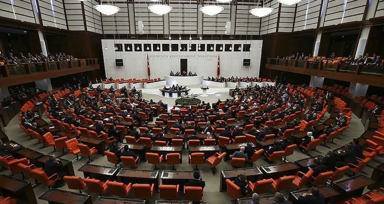 Cumhurbaşkanı, yardımcısı, bakanlar… CHP’den yeni adım: Kanun teklifi verildi
