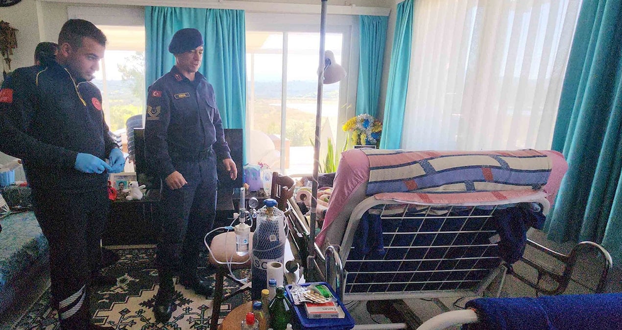 Hazine toprağına villa kondurdu: Yatalak annesiyle yıkım takımına direndi!