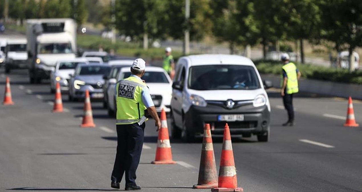 İstanbul’da birçok yol trafiğe kapatıldı