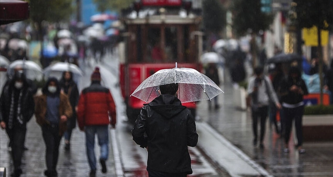 İstanbul’u sağanak yeniden vuracak! Cumartesi gününe dikkat