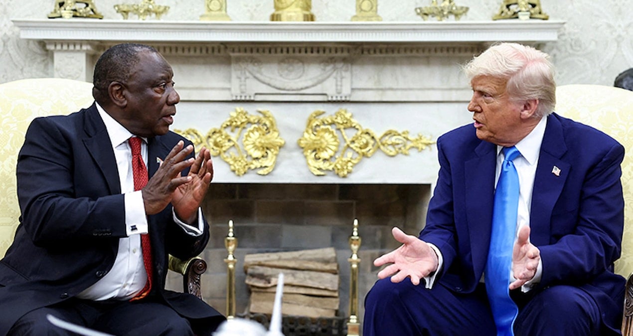 Oval Ofis’te gergin anlar! Trump’ın ‘soykırım’ imasına Güney Afrika liderinden ‘uçak’ göndermesi