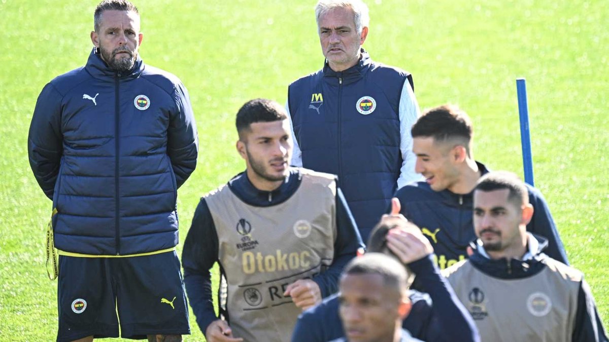 Fenerbahçe’nin yeni sezon hazırlık programı belli oldu! Fenerbahçe hazırlık maçları ne zaman? Hangi takımlarla oynayacak? FB maç takvimi