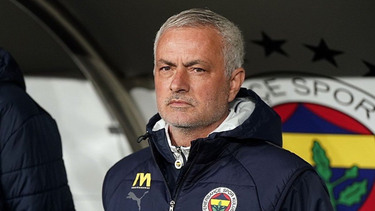 Fenerbahçe Teknik Direktörü Jose Mourinho’dan Talisca açıklaması!