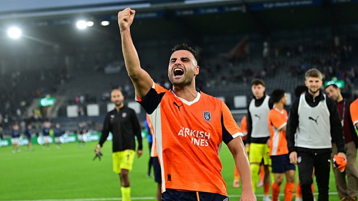 İstanbul Başakşehirli futbolcu Deniz Türüç’ün hedefi Avrupa’da çeyrek final