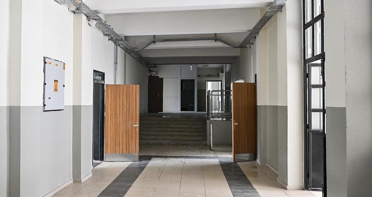 Üç öğrenciye verilen ‘yasa dışı afiş’ cezası büyük tepki topladı