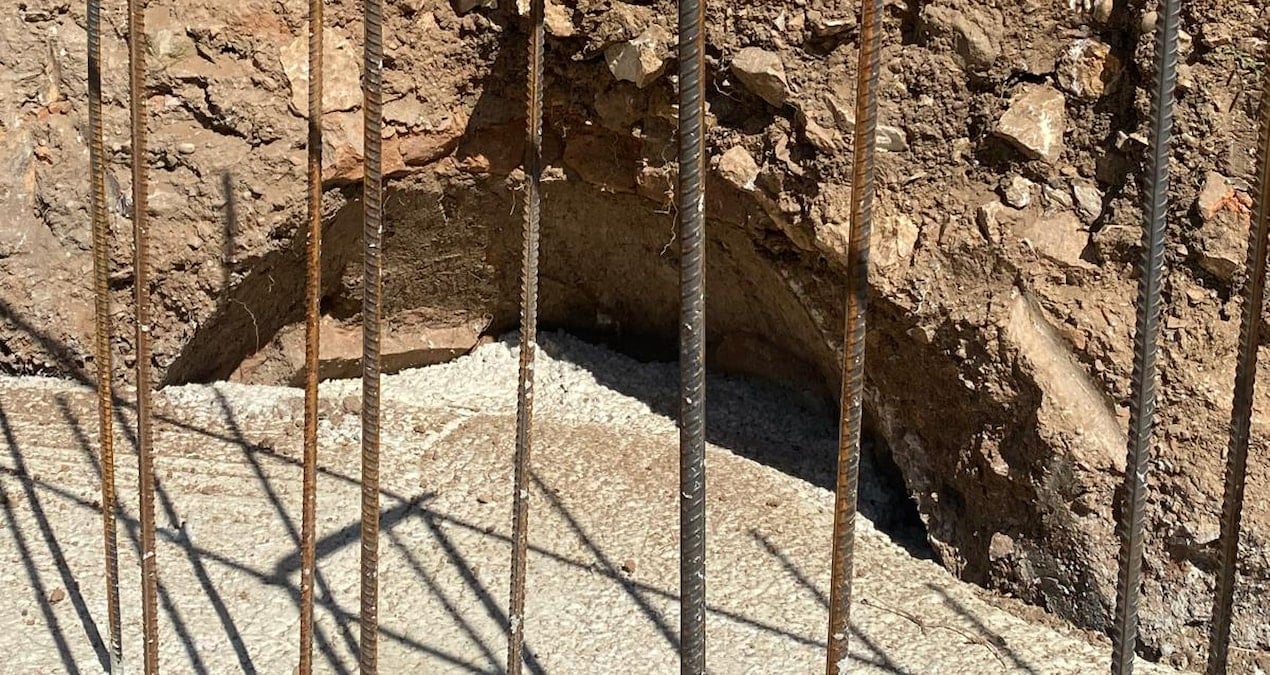 Antik limanda skandal! 3500 yıllık tarihe beton döktüler
