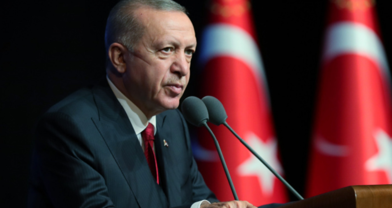 Erdoğan her yerde köstebeği arıyor