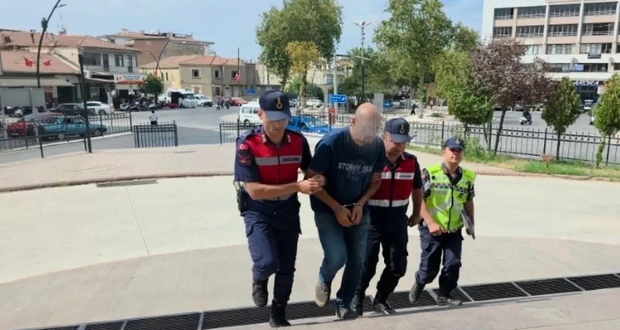 İzmir’de sahte polis kimliğiyle yakalanan belediye çalışanı serbest bırakıldı