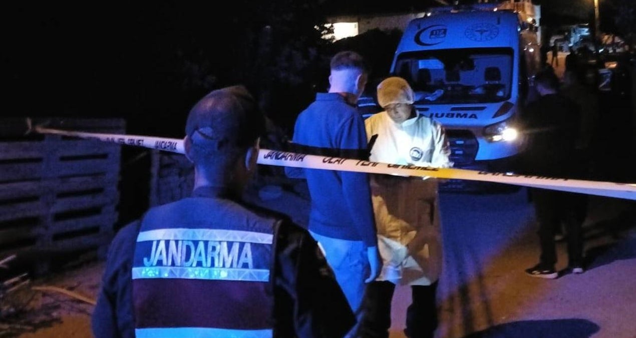 Köyde vahşet: Anne ve babasını öldürdü, kuzenlerini yaraladı