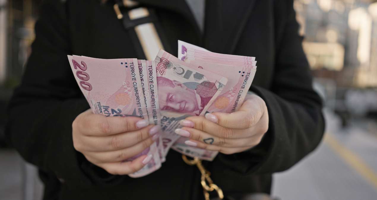 Türkiye’nin dev bankasında IBAN krizi: Para transferleri aktarılamıyor