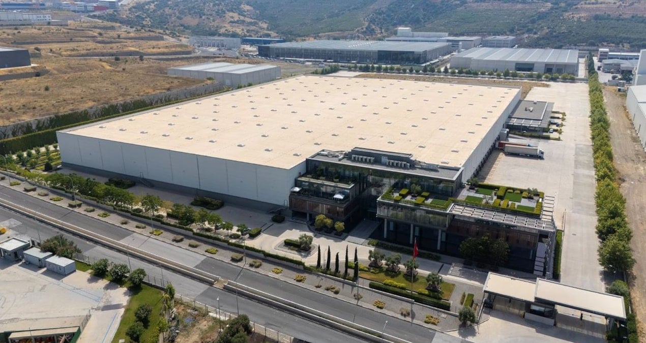 Dev otomotiv fabrikasında üretim salı günü itibarıyla tamamen durdu