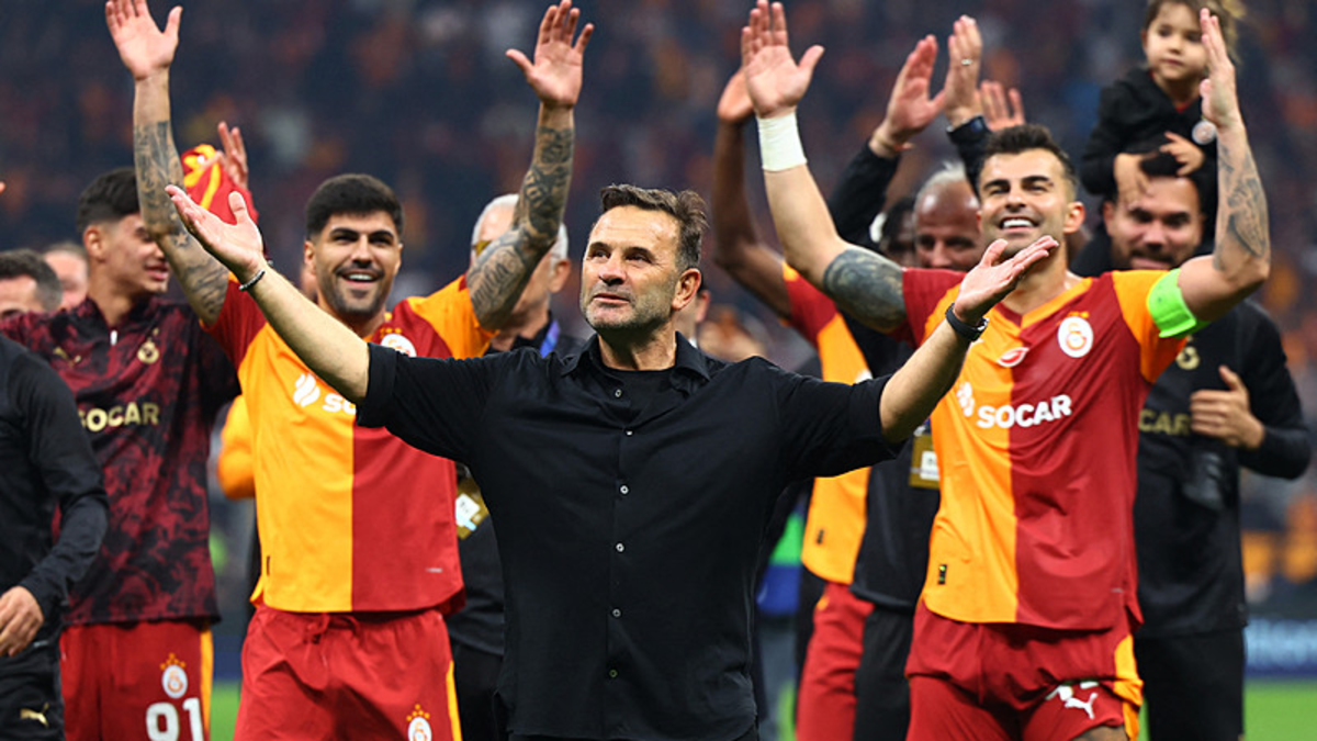 Galatasaray Teknik Direktörü Okan Buruk: Her şeyi beraber yaptık