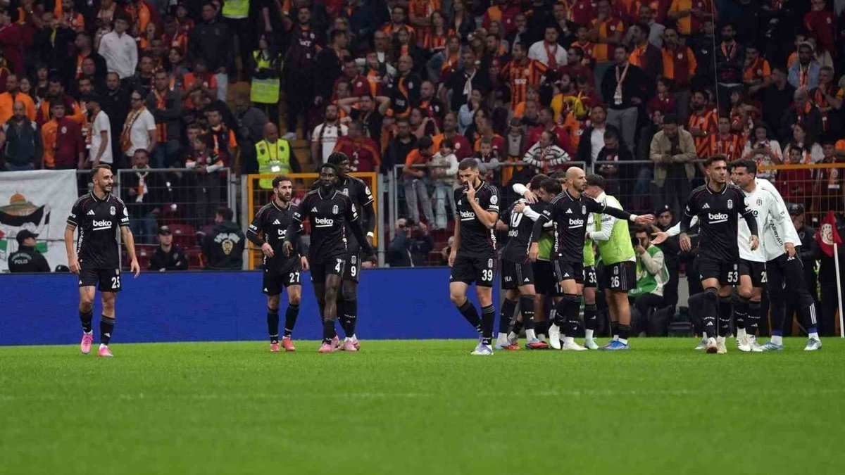 İlk 15’te ligin en çok gol atan takımı Beşiktaş uzatmalarda 3 gol attı!