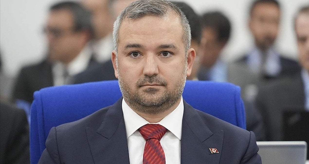 Merkez ipin üstünde denge arıyor