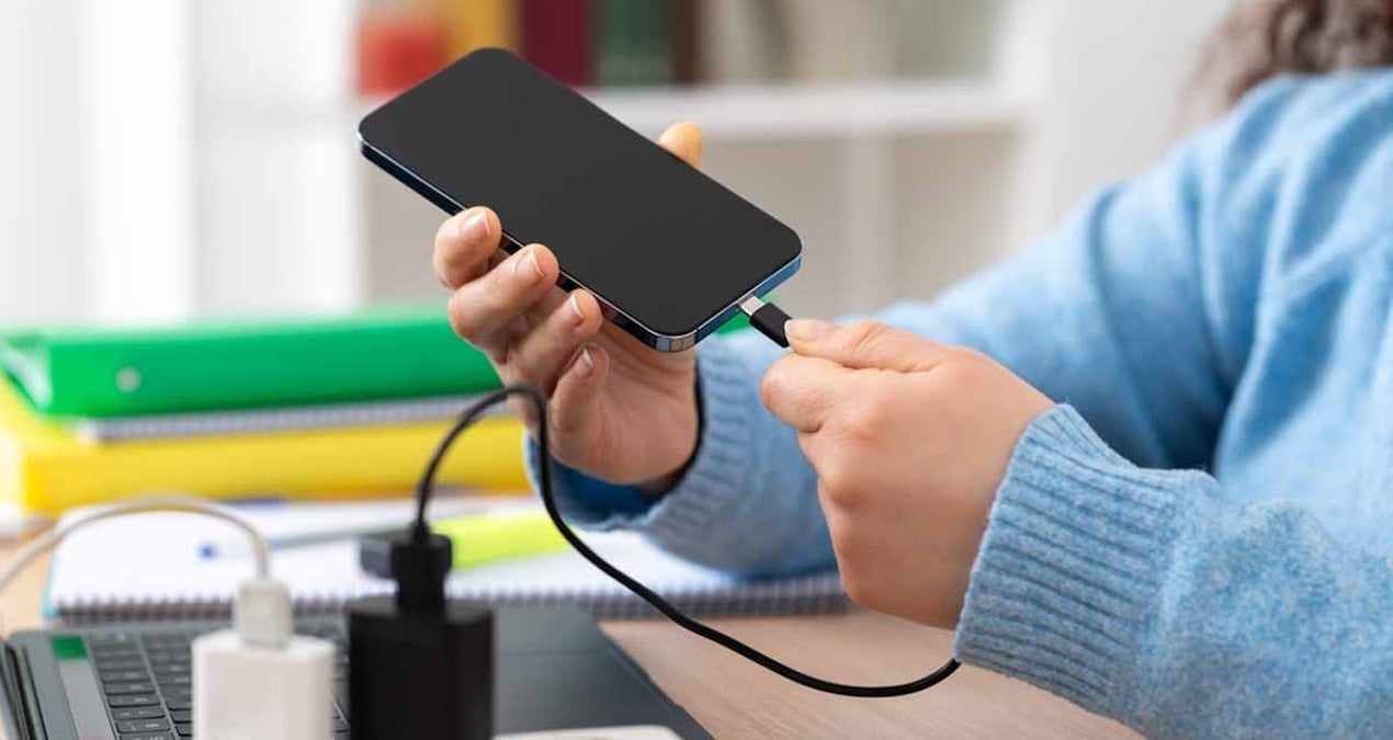 Telefonunuzu şarj ederken aynı zamanda paradan tasarruf etmenizi sağlayacak üç kural…
