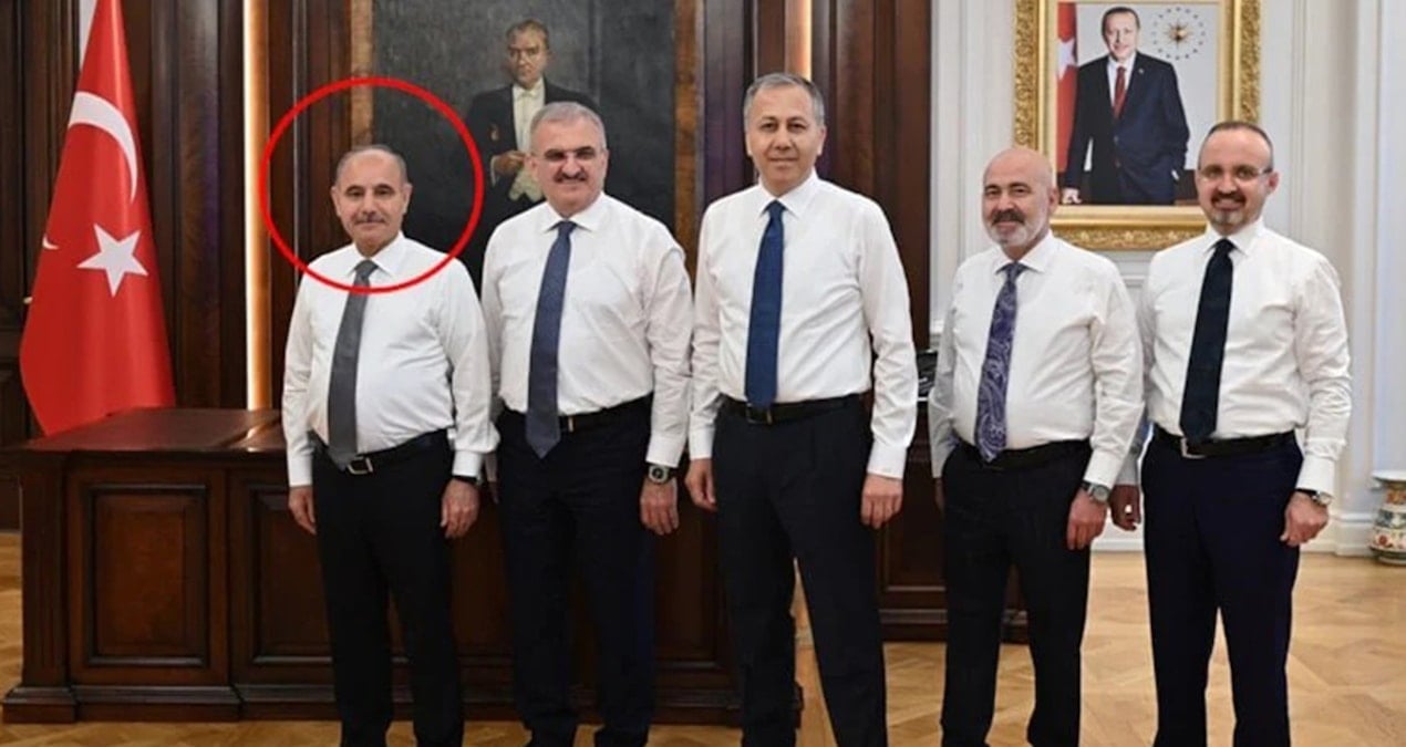Bakan yardımcısının kardeşi meğer kimmiş?