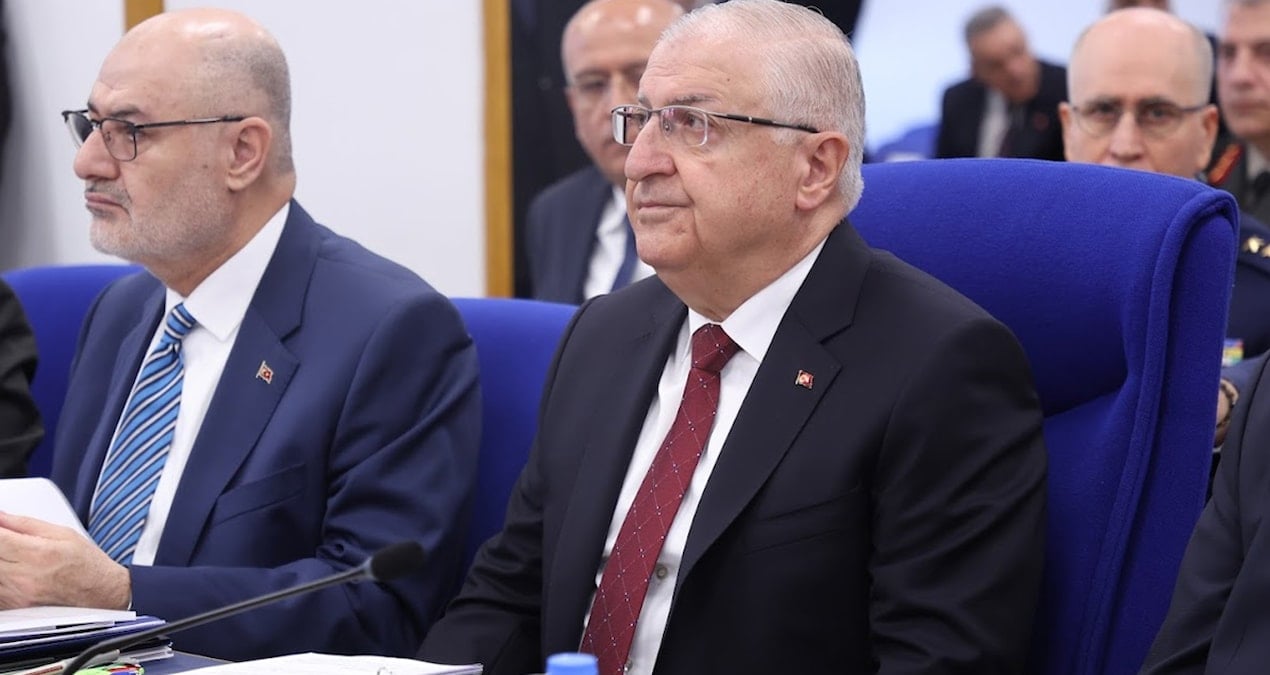 Yaşar Güler’den skandal sözler: Teğmenler, bakın neden ihraç edilmiş?