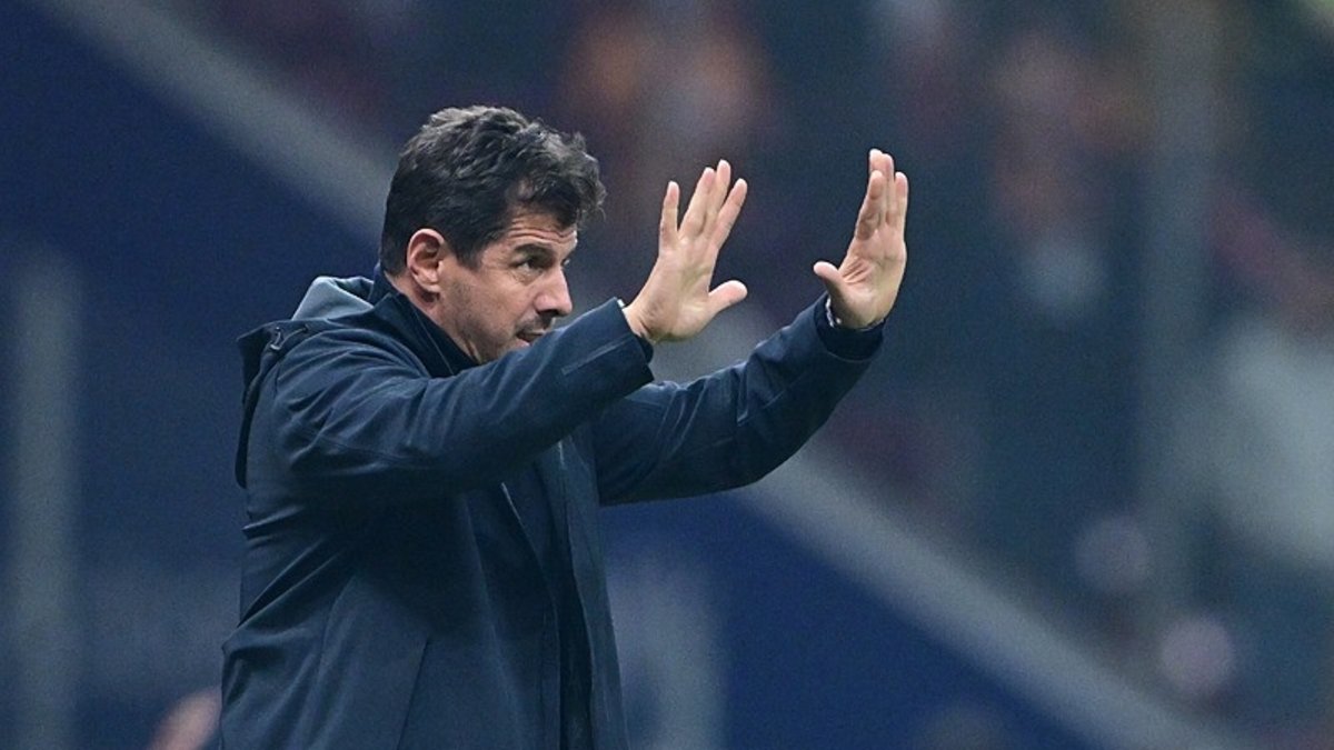 Kasımpaşa Teknik Direktörü Emre Belözoğlu’ndan transfer açıklaması