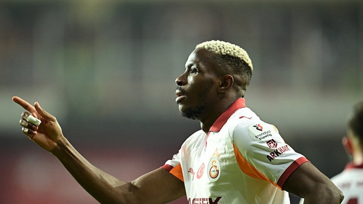 Victor Osimhen sarı kart cezasını Afrika Kupası’nda çekecek!