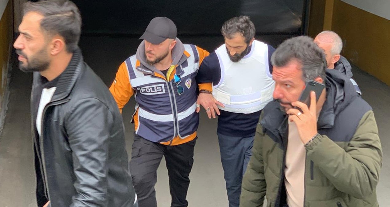 Eski belediye başkanı yardımcısını öldüren şahıs kan izleri sayesinde yakalandı