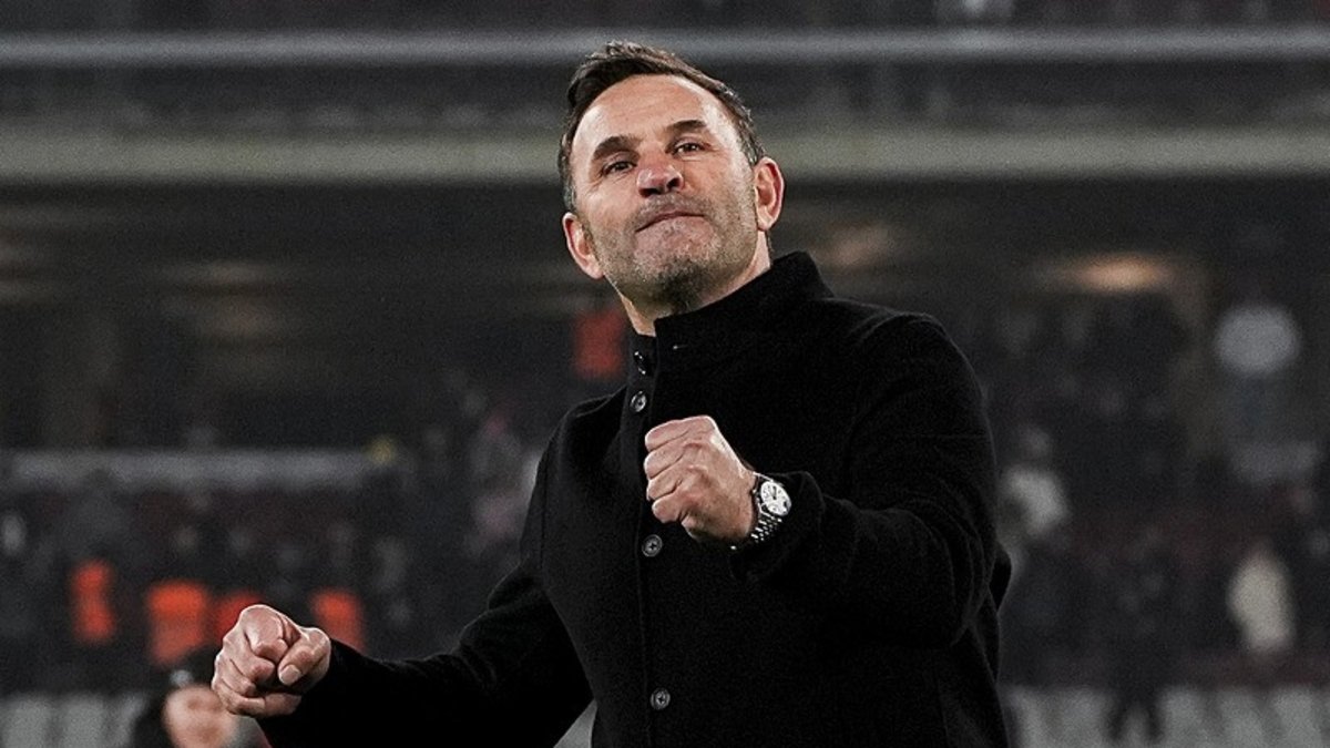 Okan Buruk maç sonu Galatasaraylı taraftarlara 3’lü çektirdi