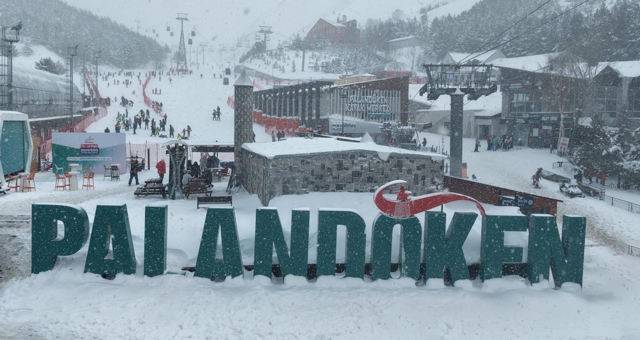 Palandöken’de kar kalınlığı 230 santimetreye ulaştı