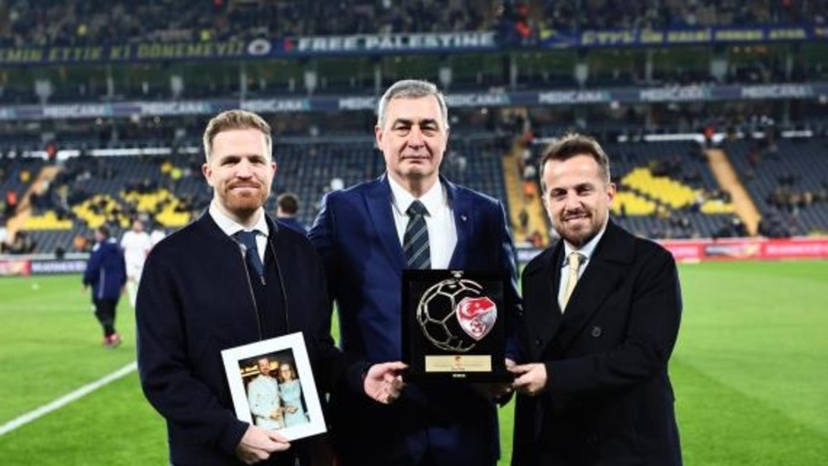 Fenerbahçe, Bursaspor ve Fatih Tekke’ye fair play ödülleri takdim edildi!