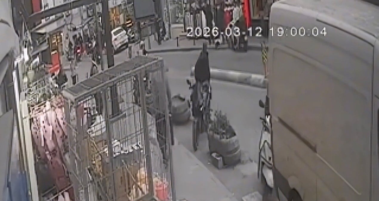 İstanbul’un göbeğinde dönerciye silahlı saldırı! Kuyrukta bekleyen kadın vuruldu