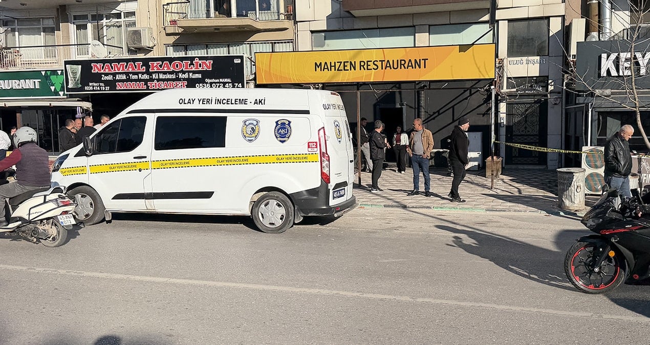 Manisa’da bıçaklı kavga: 1 ölü, 2 ağır yaralı