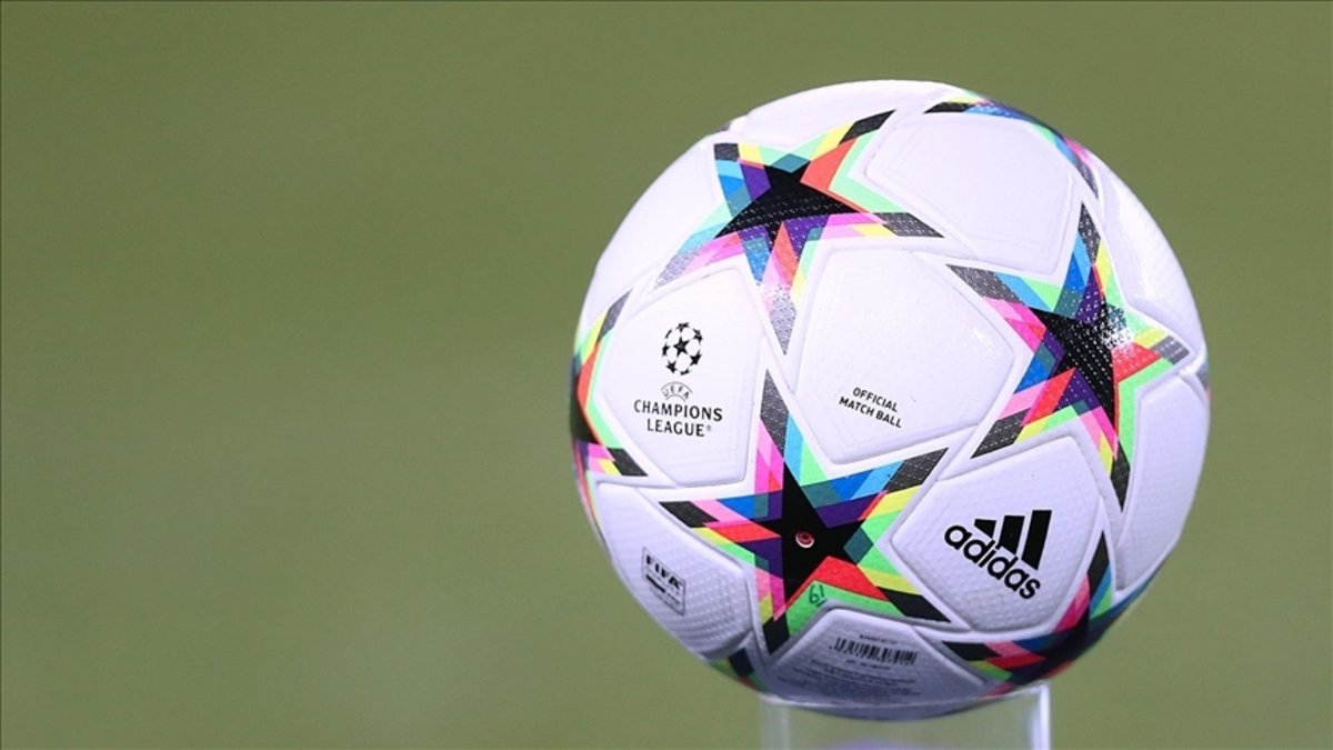 Premier Lig takımlarının kadro genişletme talebi UEFA’da kabul görmedi!