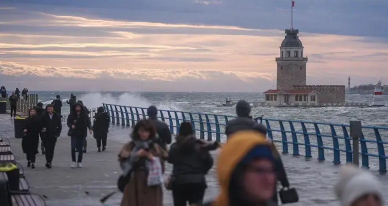 Balkanlardan yola çıktı saatler sonra İstanbul’u etkisi altına alacak…