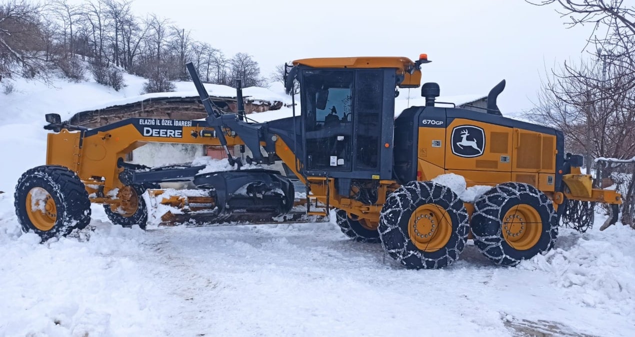 Dört ilde alarm: 147 yerleşim yerinin yolu kapandı
