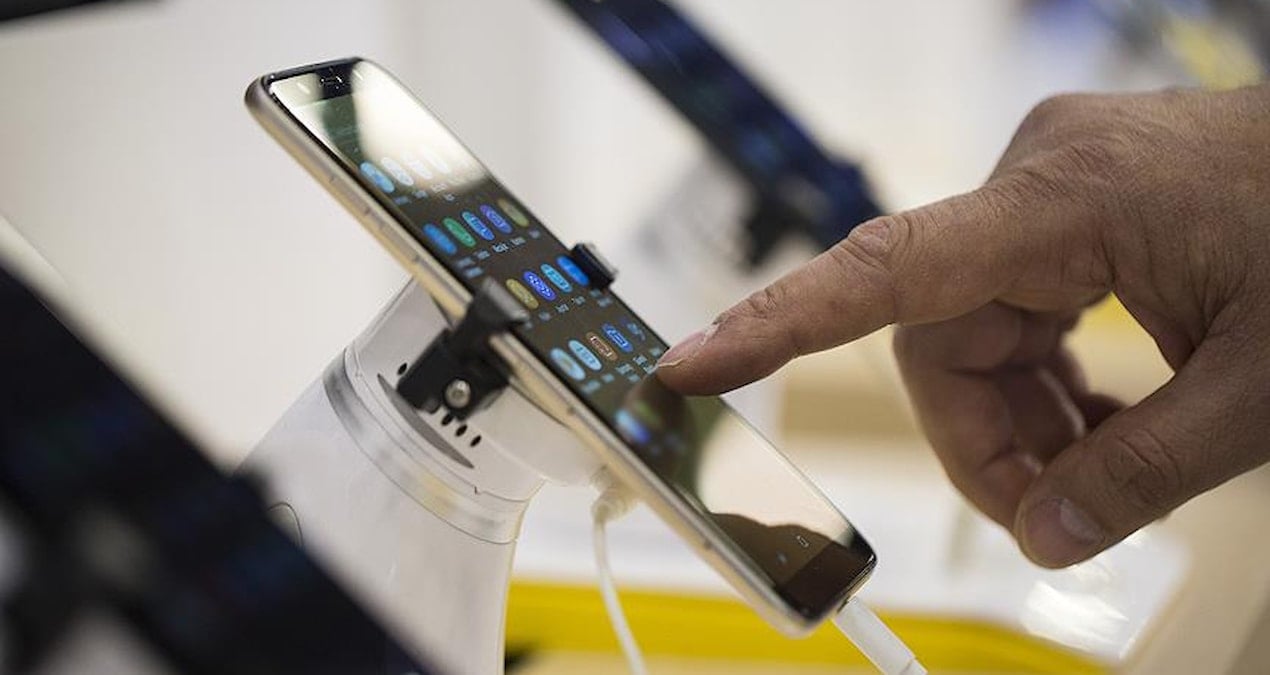 Akıllı telefonlara taksit geliyor: Tarih verildi
