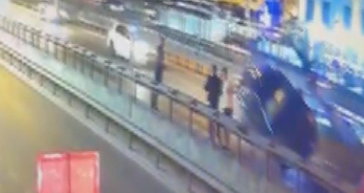 Alkollü sürücü dehşet saçtı! 5 araç birbirine girdi