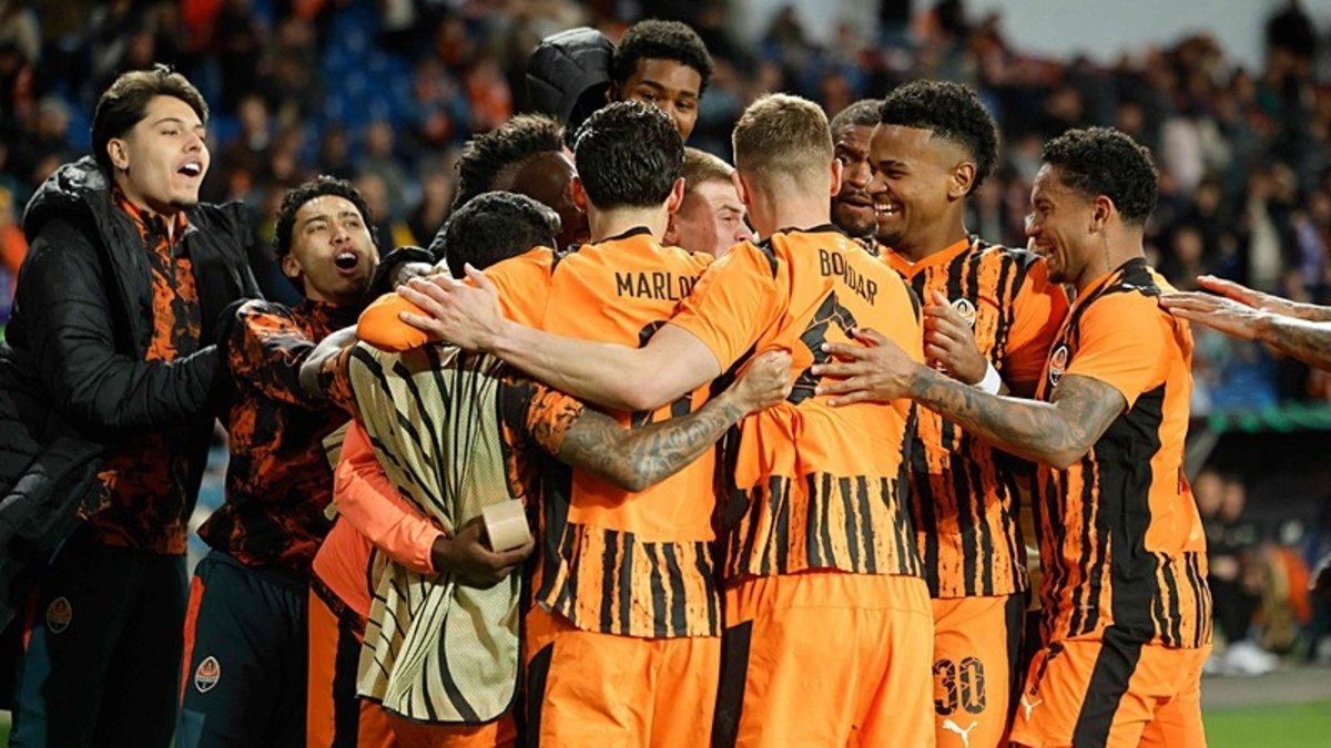 Arda Turan’lı Shakhtar Donetsk şampiyonluğa emin adımlarla gidiyor!