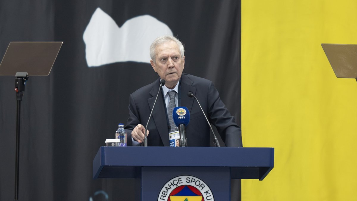 Aziz Yıldırım’dan transfer ve teknik direktör açıklaması!