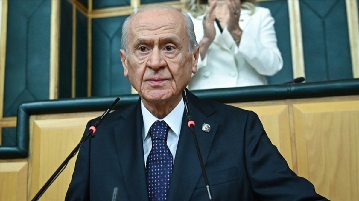 Bahçeli’de kutlama mesajı